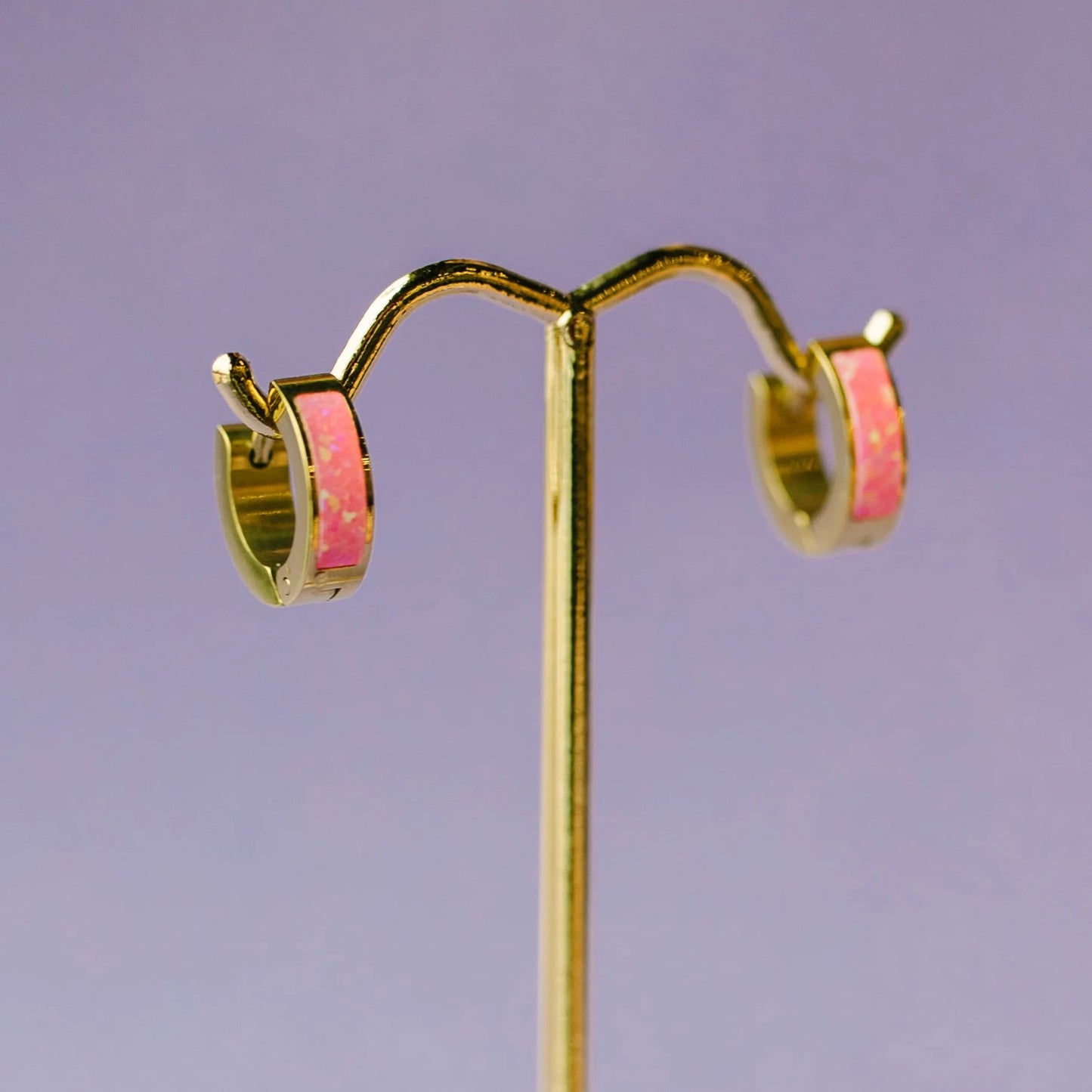 Argollas Neon Pink Opal 8mm (Cubiertas 18K)