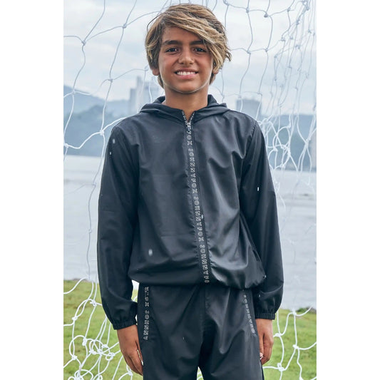 Jacket Negro con Capucha