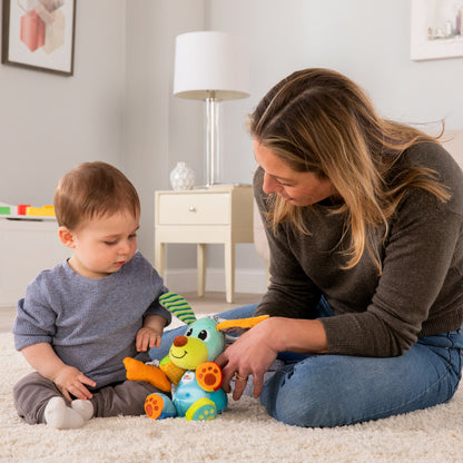 Lamaze Pupsqueak™ Clip & Go - Perrito Sensorial de Bebe